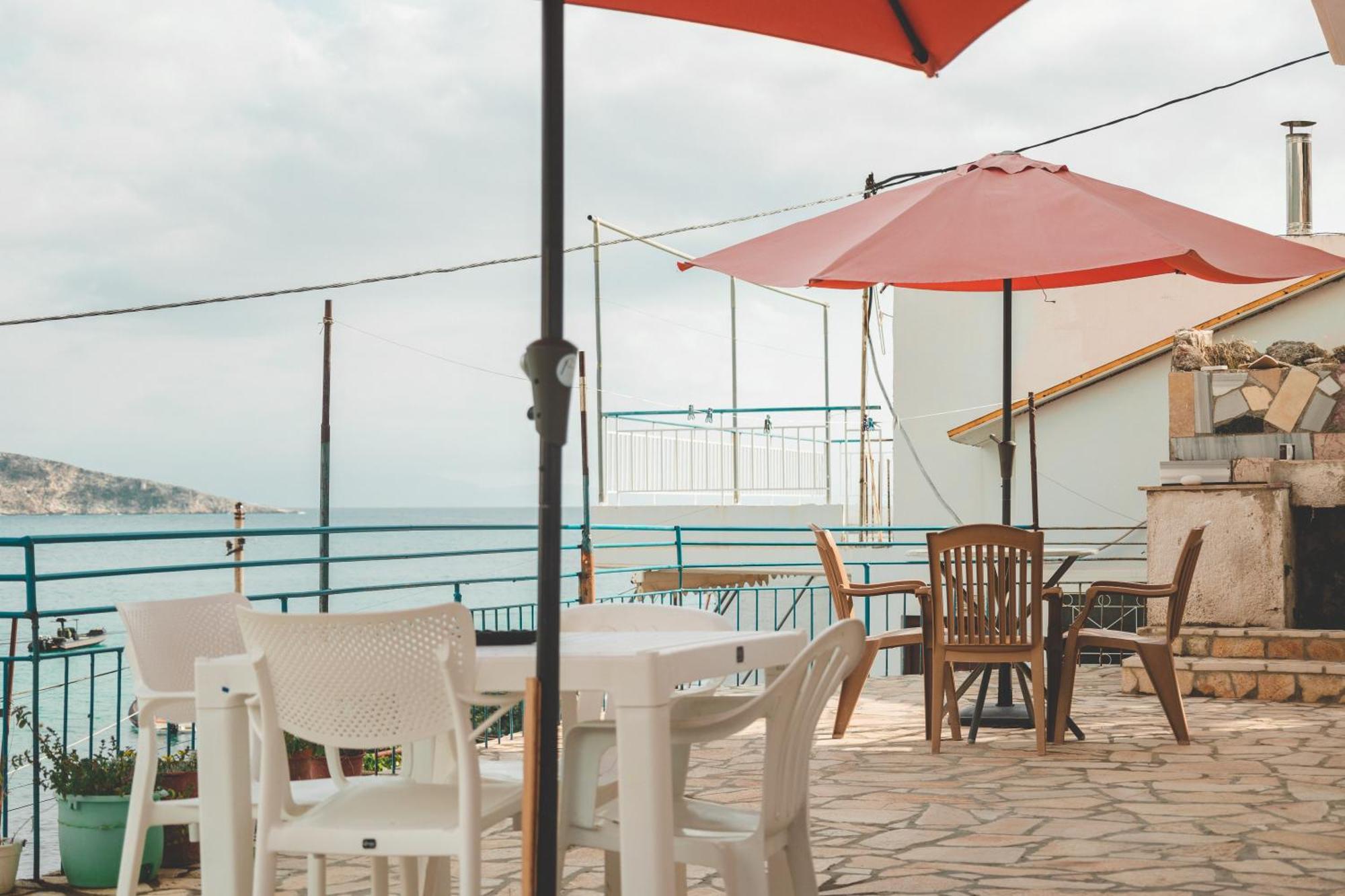 Beachfront Apartment Himare Ngoại thất bức ảnh