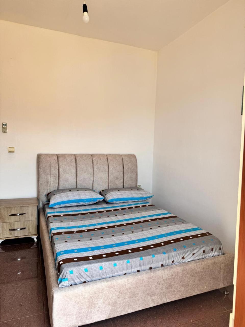 Beachfront Apartment Himare Ngoại thất bức ảnh