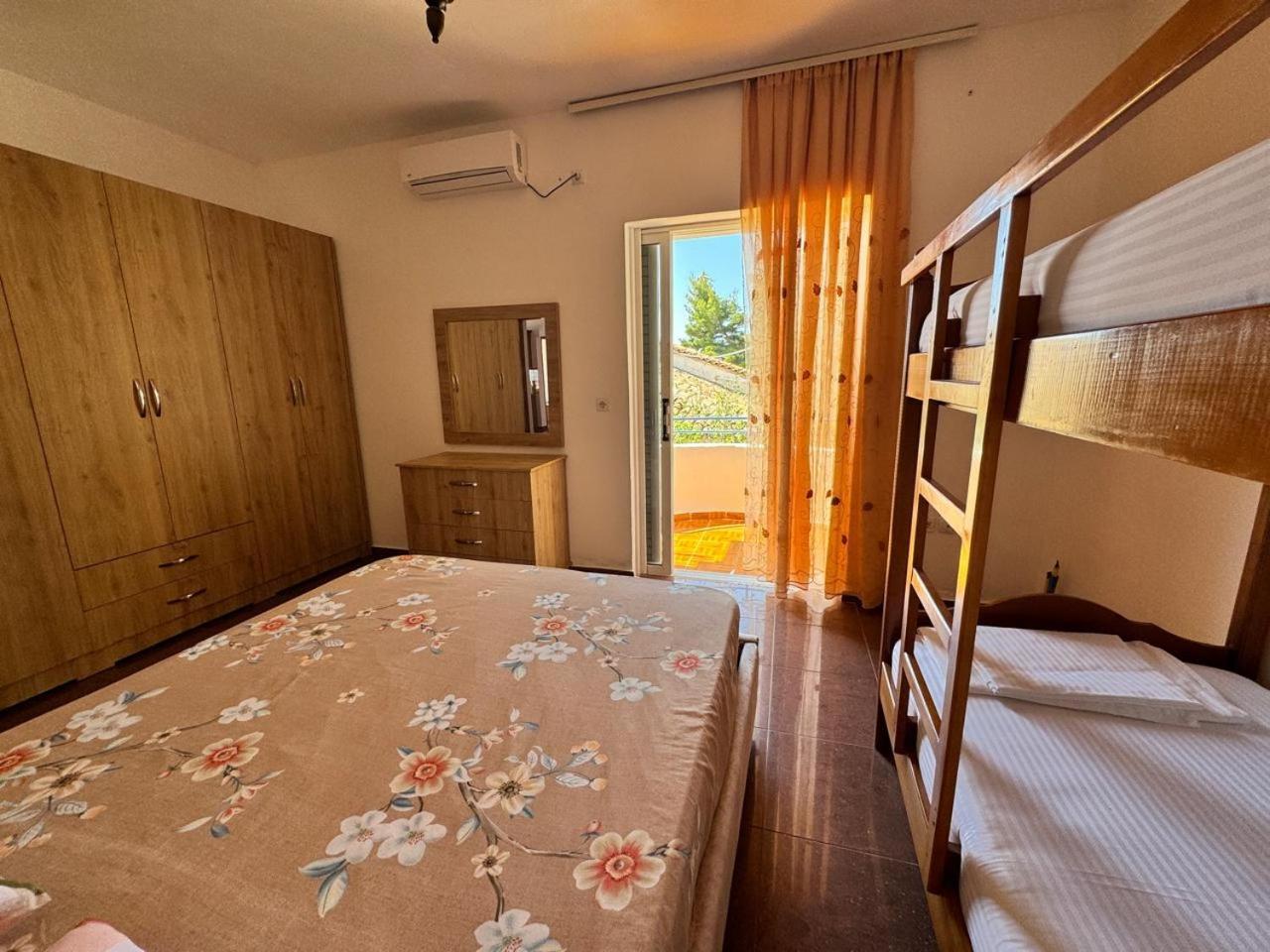Beachfront Apartment Himare Ngoại thất bức ảnh