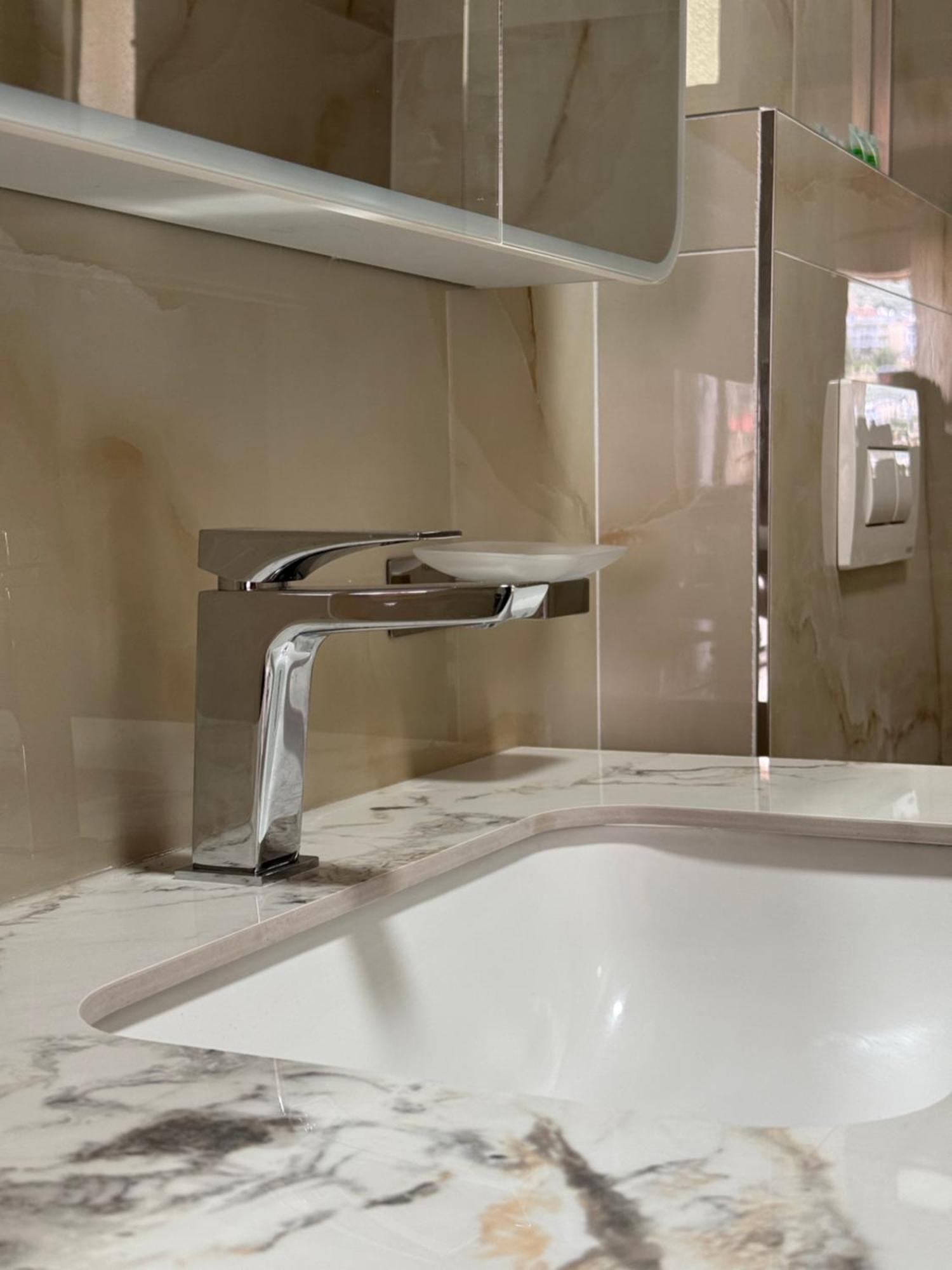 Beachfront Apartment Himare Ngoại thất bức ảnh