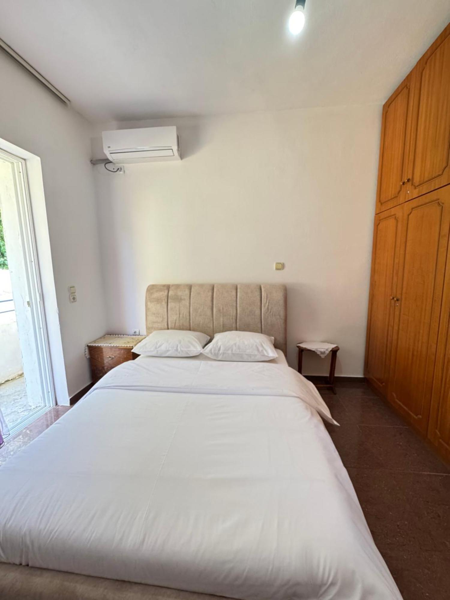 Beachfront Apartment Himare Ngoại thất bức ảnh