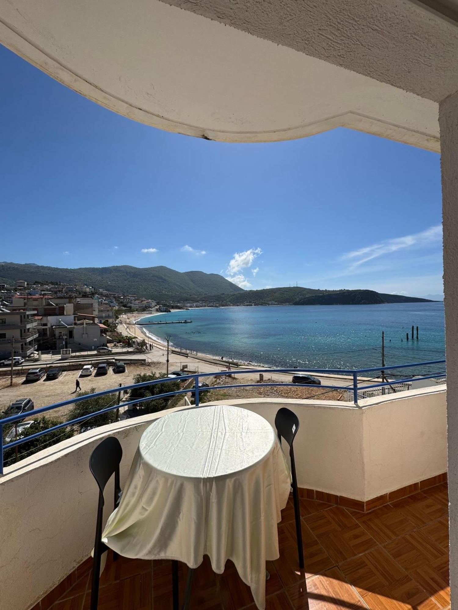 Beachfront Apartment Himare Ngoại thất bức ảnh